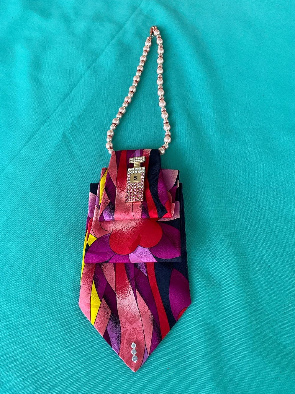 Kurt G & 5 with Freshwater Shell Pearl Necklace - Picture 2 of 5